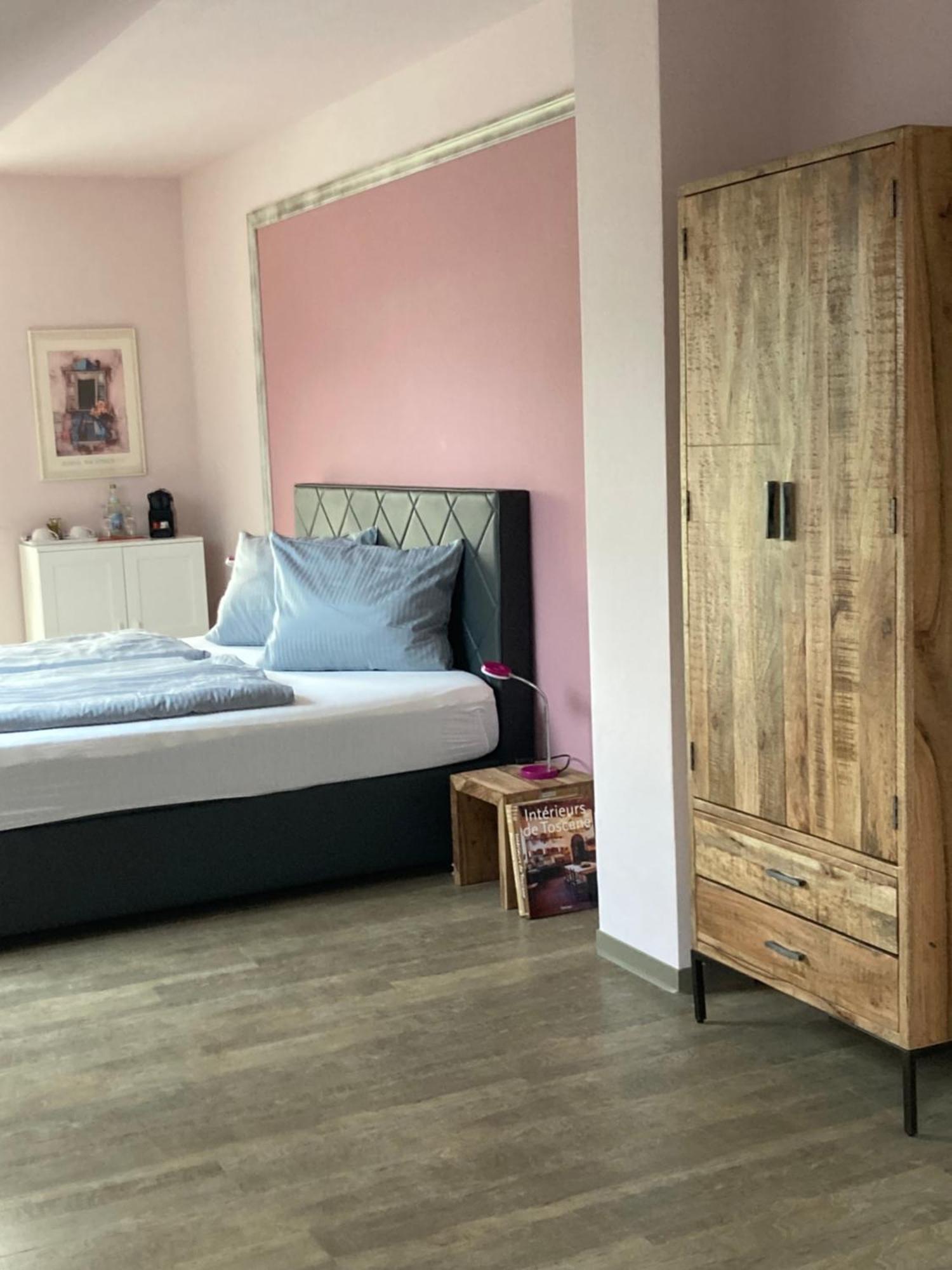 Das Singold Hotel Mit Highspeed Wlan Und Digitalem Schluessel 슈바브문첸 외부 사진